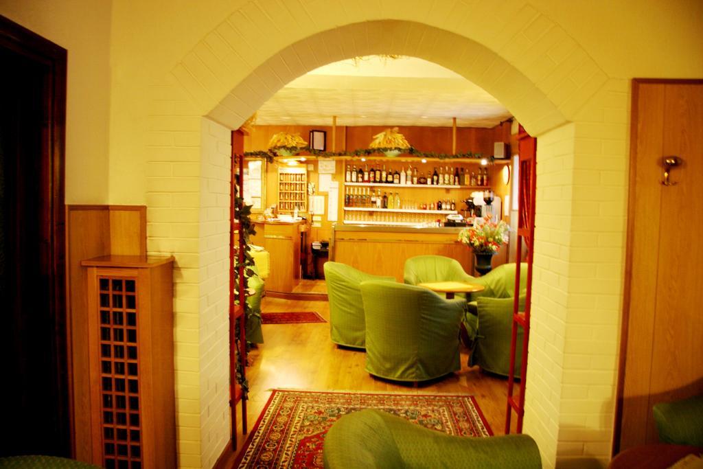 Albergo Garni Cavento Пинцоло Экстерьер фото