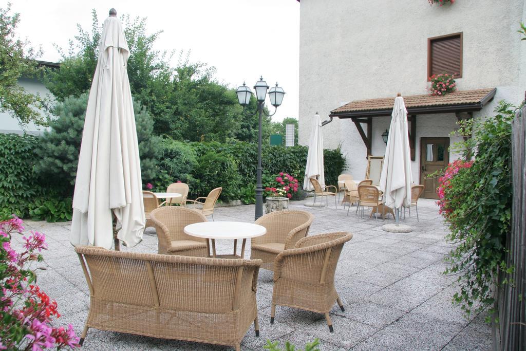 Albergo Garni Cavento Пинцоло Экстерьер фото