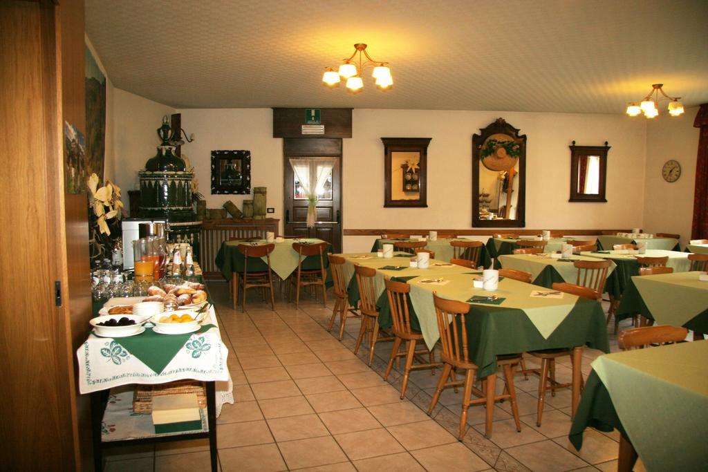 Albergo Garni Cavento Пинцоло Экстерьер фото