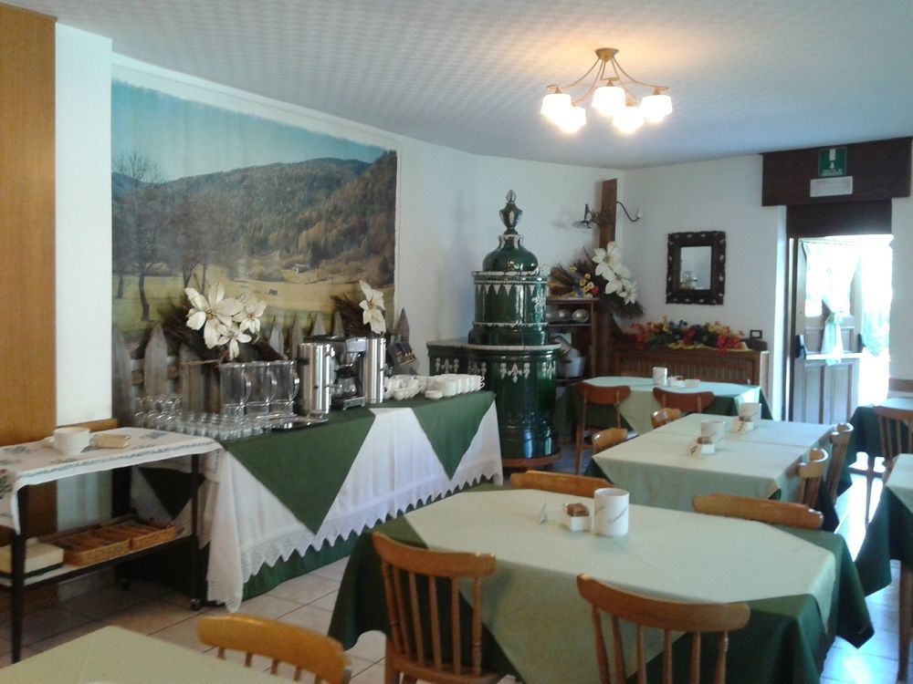 Albergo Garni Cavento Пинцоло Экстерьер фото